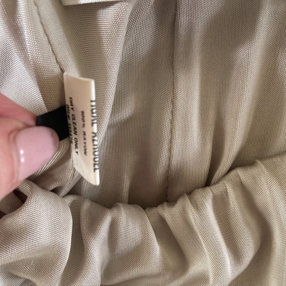 Yigal Azrouël Scoop Neck Draped Sleeveless Dress with pockets in London Fog - Picture 5 of 8